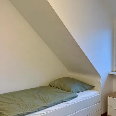 Ueber Den Daechern Von *