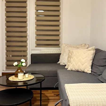 Ueber Den Daechern Von Apartment